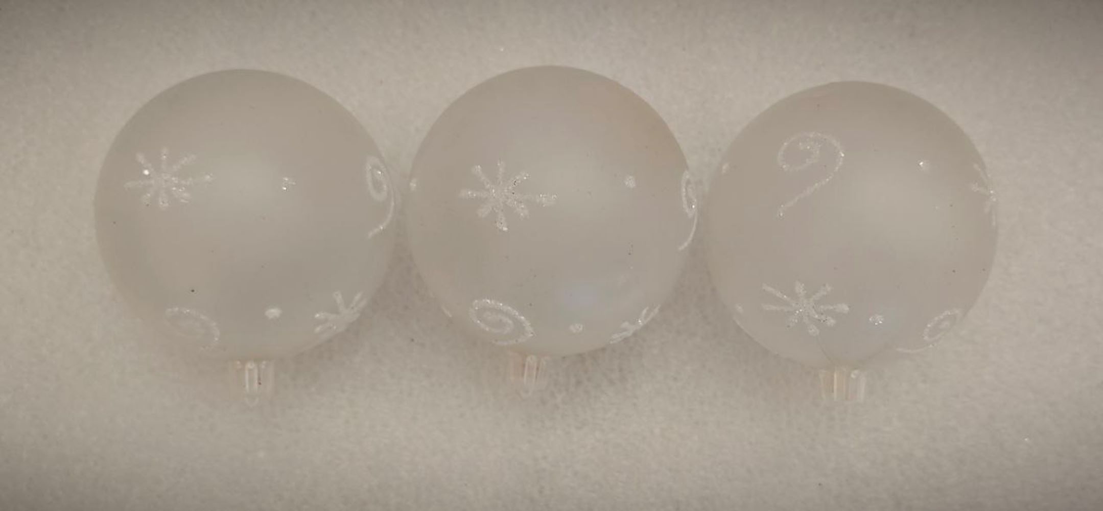 Украшение ёлочное Магия праздника Набор шаров 3шт цвет белый матовый - фото 2