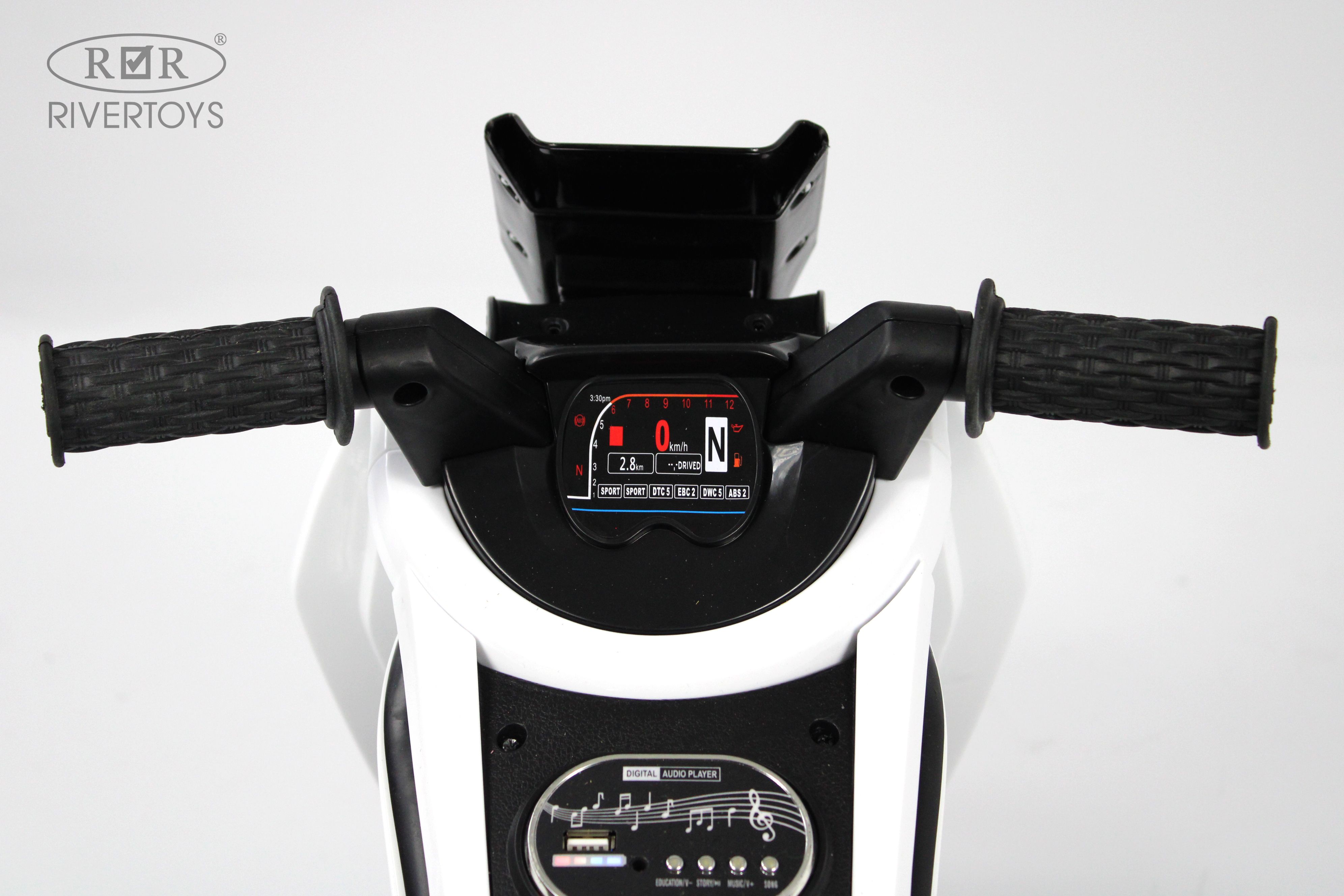 Электромобиль RIVERTOYS K333PX-WHITE - фото 17