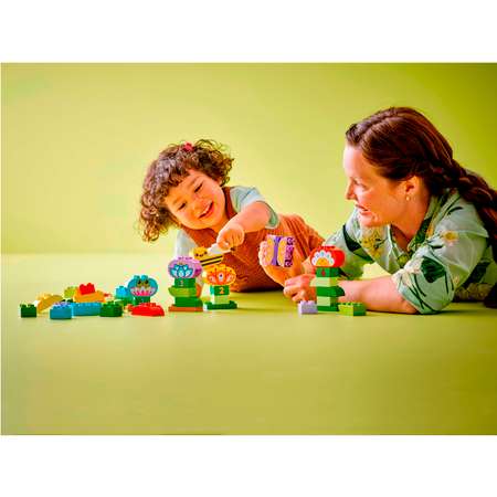 Конструктор LEGO DUPLO Креативный Сад и Цветы блочный