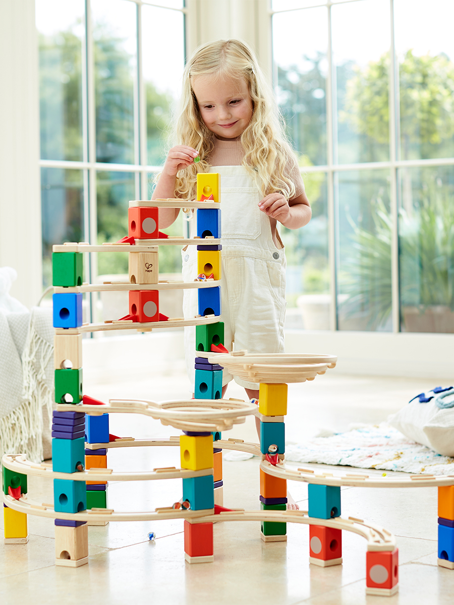 Конструктор Hape Гонки деревянный 202 дет. - фото 3