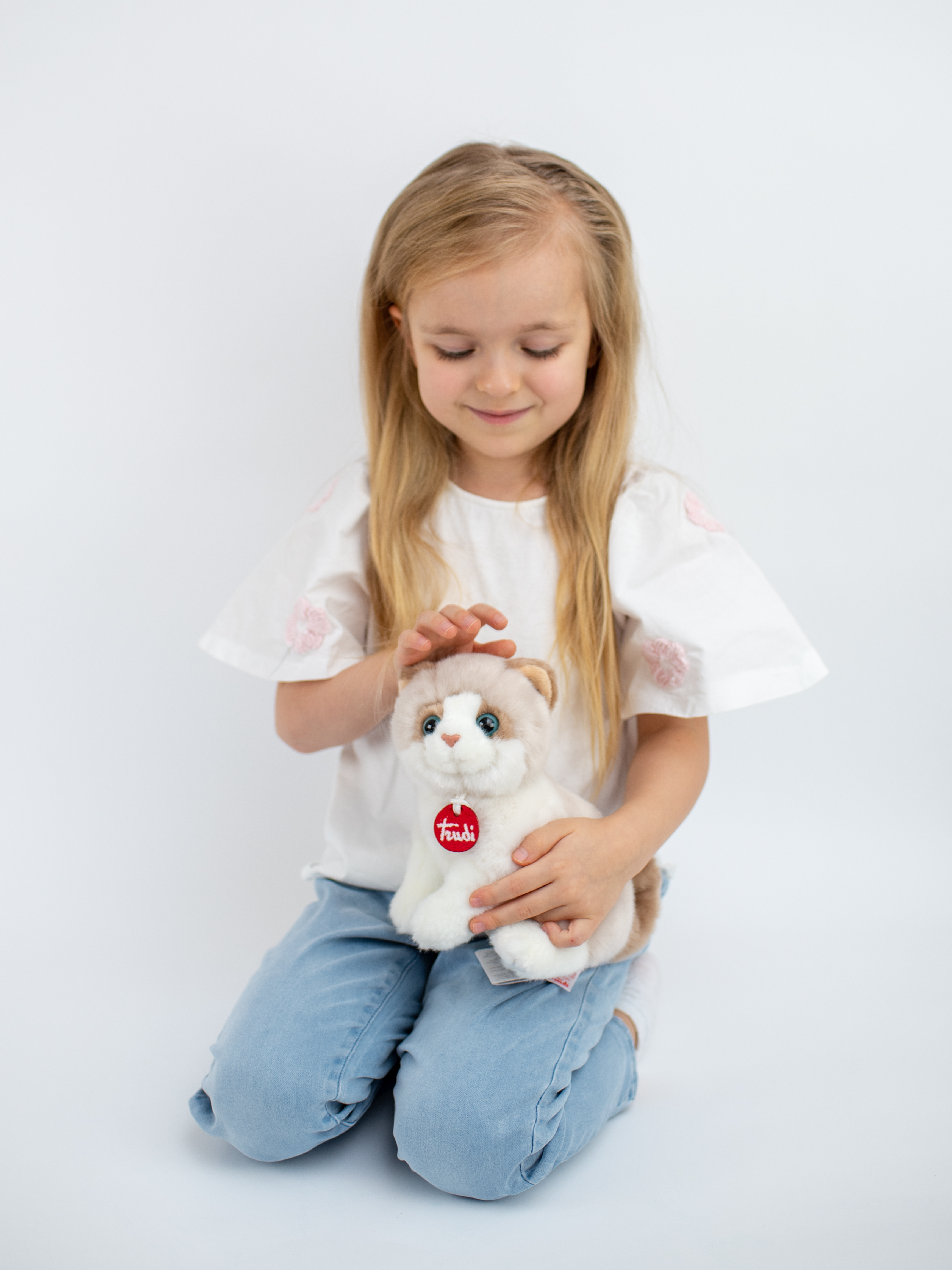 Мягкая игрушка Trudi Котёнок Брэд бежевый - фото 4