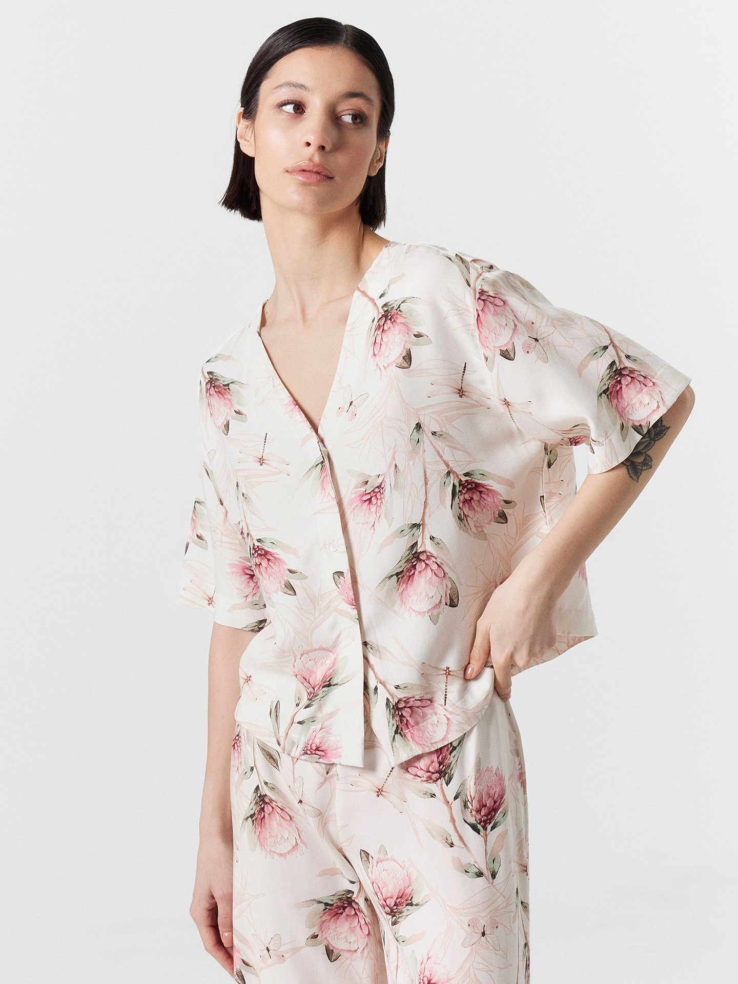 Пижама Mark Formelle (Марк Формэль) 592494-1/протеи на св.молочном - фото 5