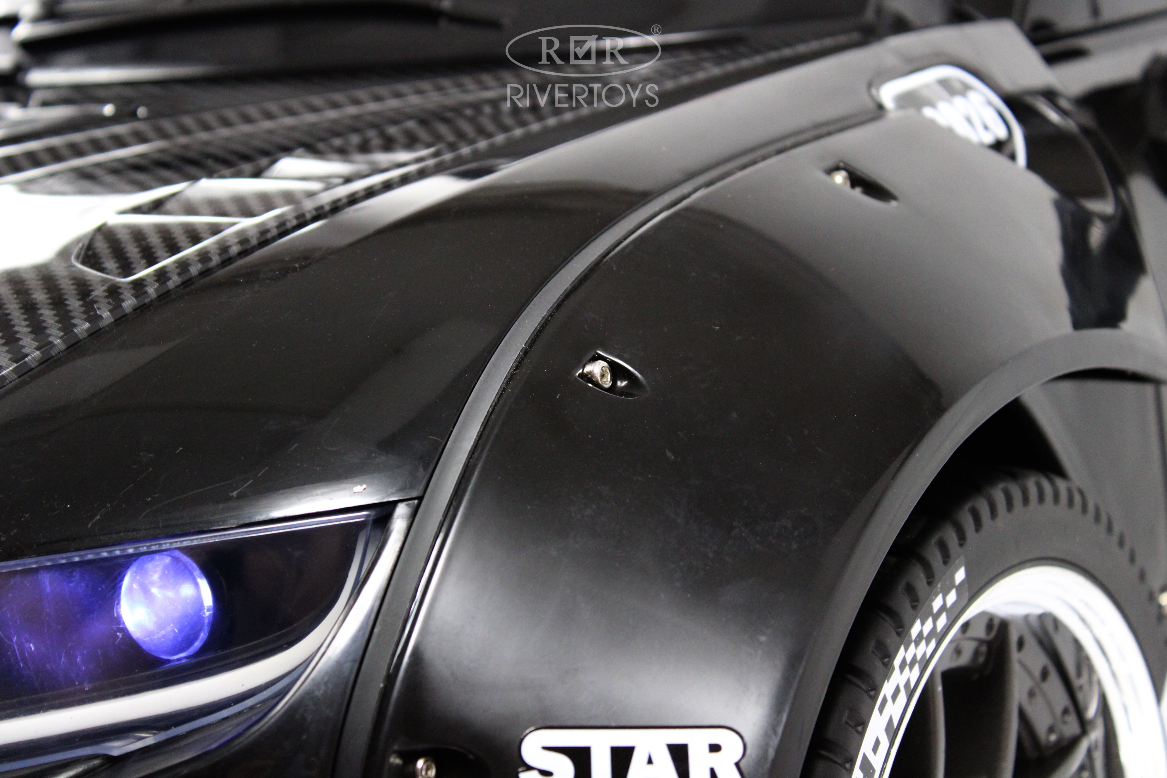 Электромобиль RIVERTOYS BMW G007GG-BLACK С пультом ДУ - фото 6