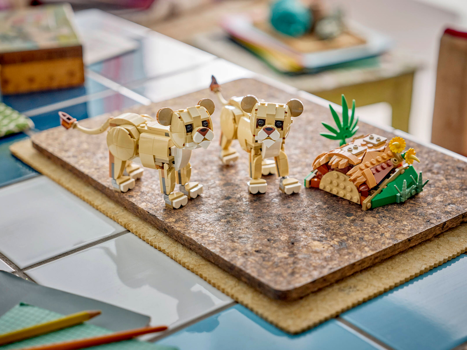 Конструктор LEGO Creator Величественный лев 839 дет. - фото 15