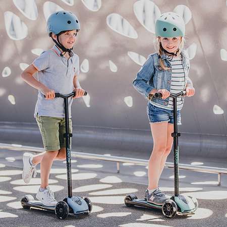 Самокат Scoot and Ride трехколесный