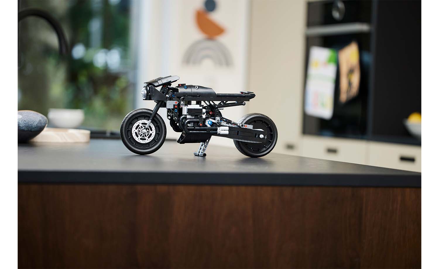 Конструктор LEGO Technic Бэтмен Бэтцикл блочный - фото 8