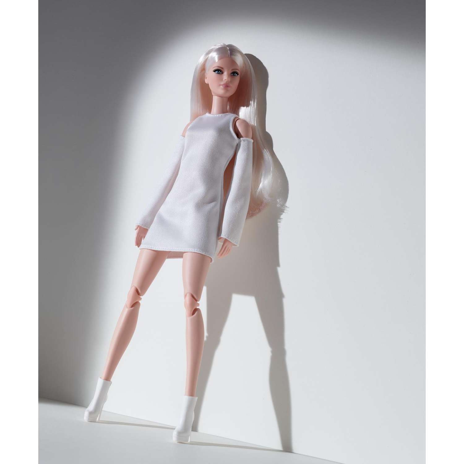 Кукла модельная Barbie GXB28 - фото 8