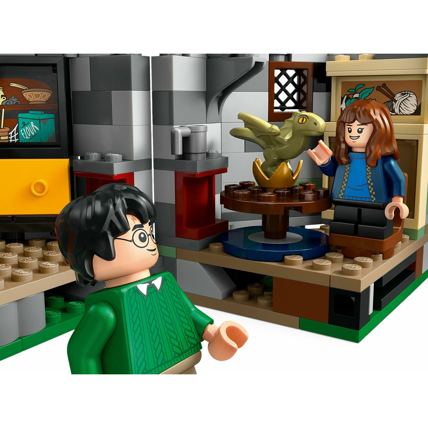 Конструктор LEGO Harry Potter Хижина Хагрида 896 дет. - фото 9