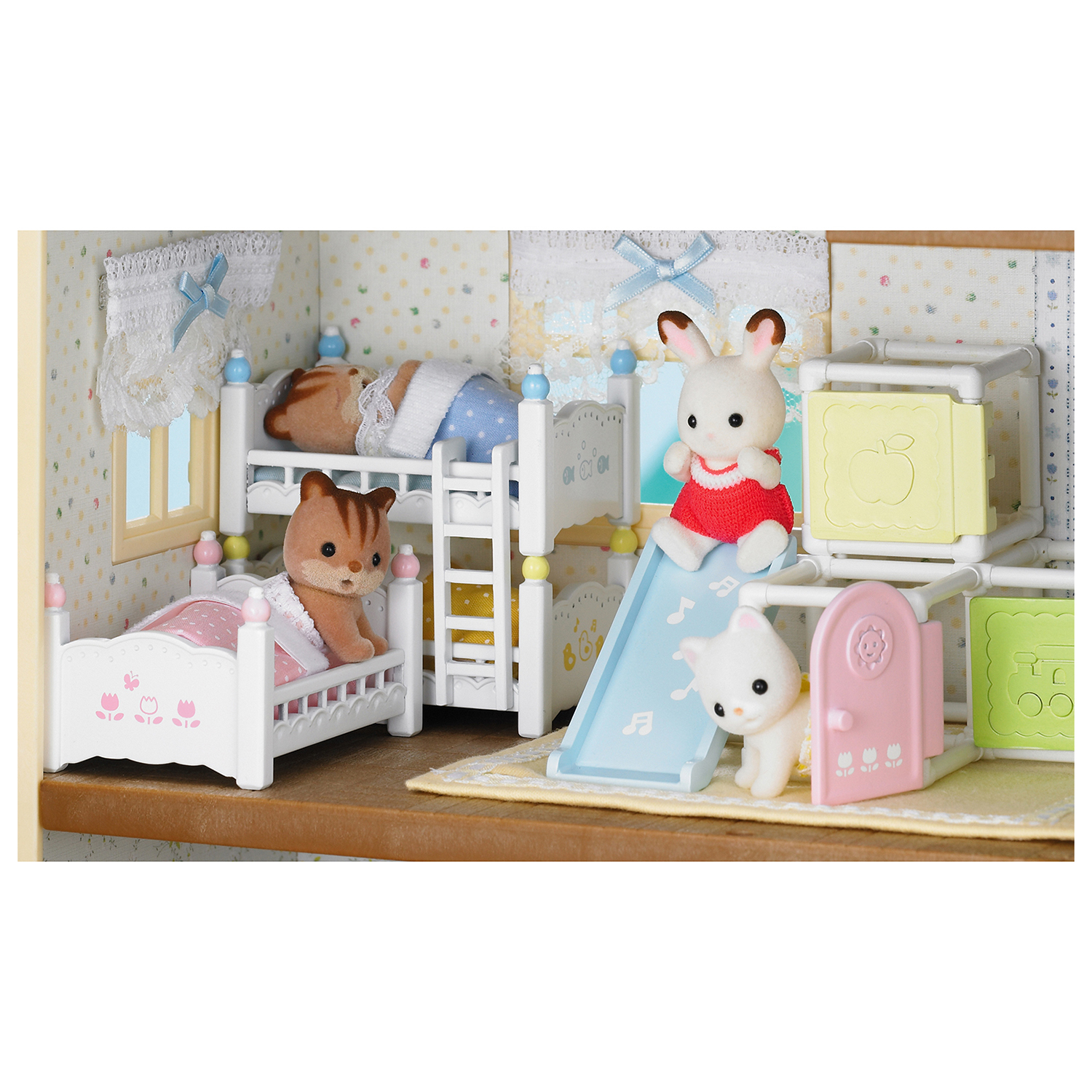 Домик для кукол Sylvanian Families 2752 - фото 25