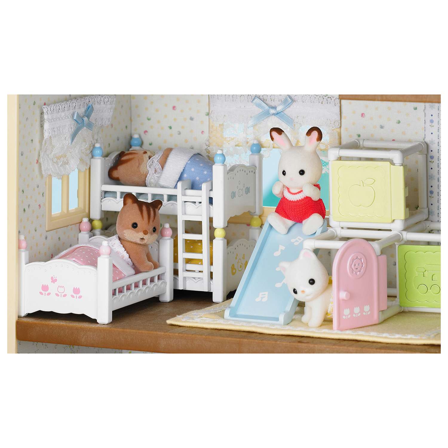 Домик для кукол Sylvanian Families 2752 - фото 25