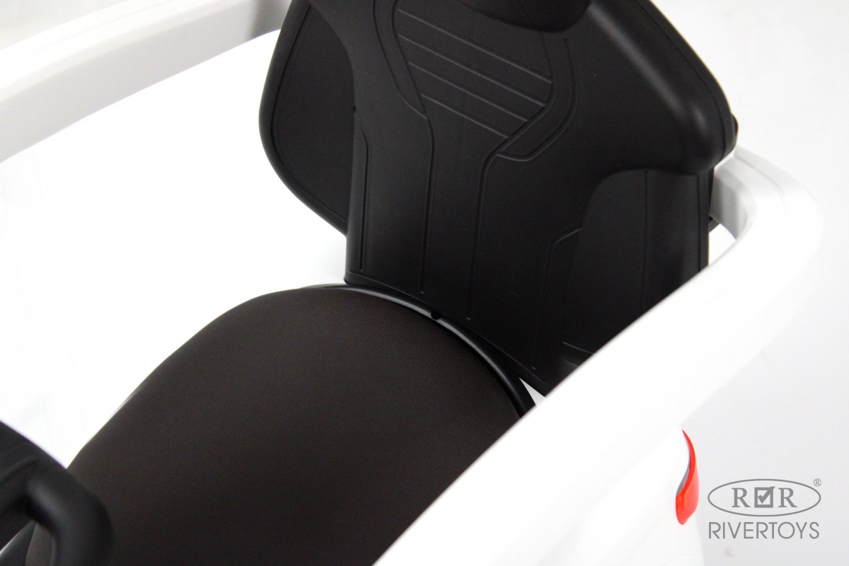 Электромобиль RIVERTOYS Mercedes Z003ZZ-A-WHITE С пультом ДУ - фото 8
