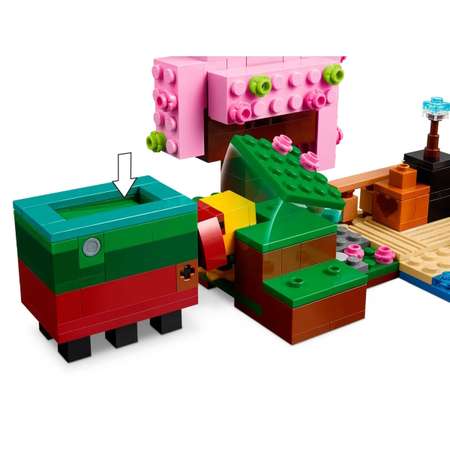 Конструктор LEGO Minecraft Вишневый цветущий сад блочный