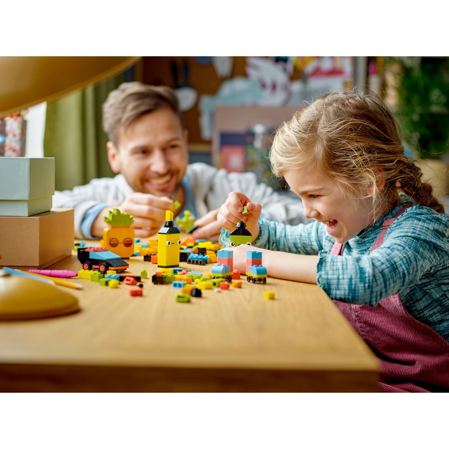 Конструктор LEGO Classic Creative Neon Fun блочный - фото 11
