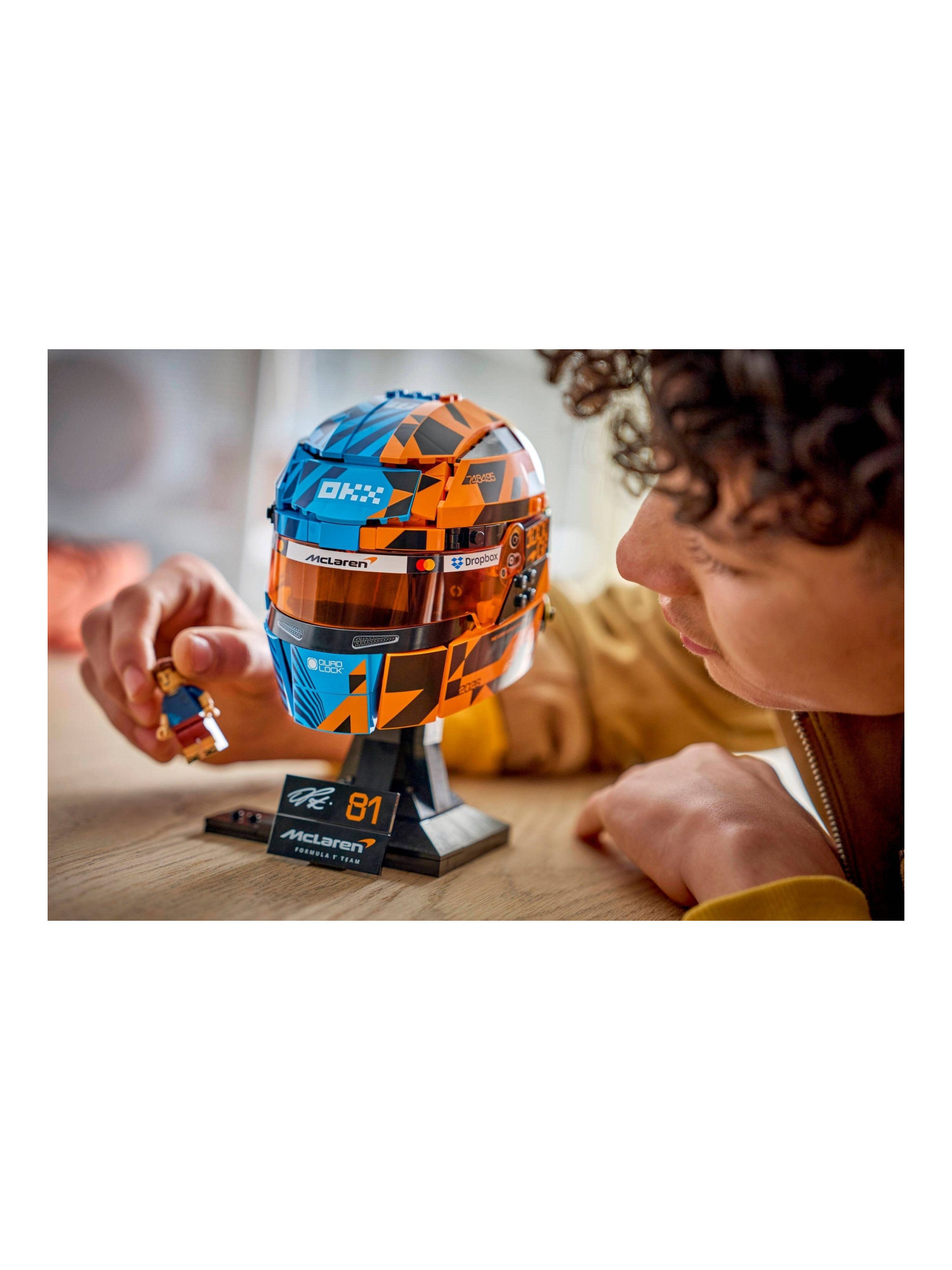 Конструктор LEGO Editions Шлем McLaren Mastercard F1 793 дет. - фото 6