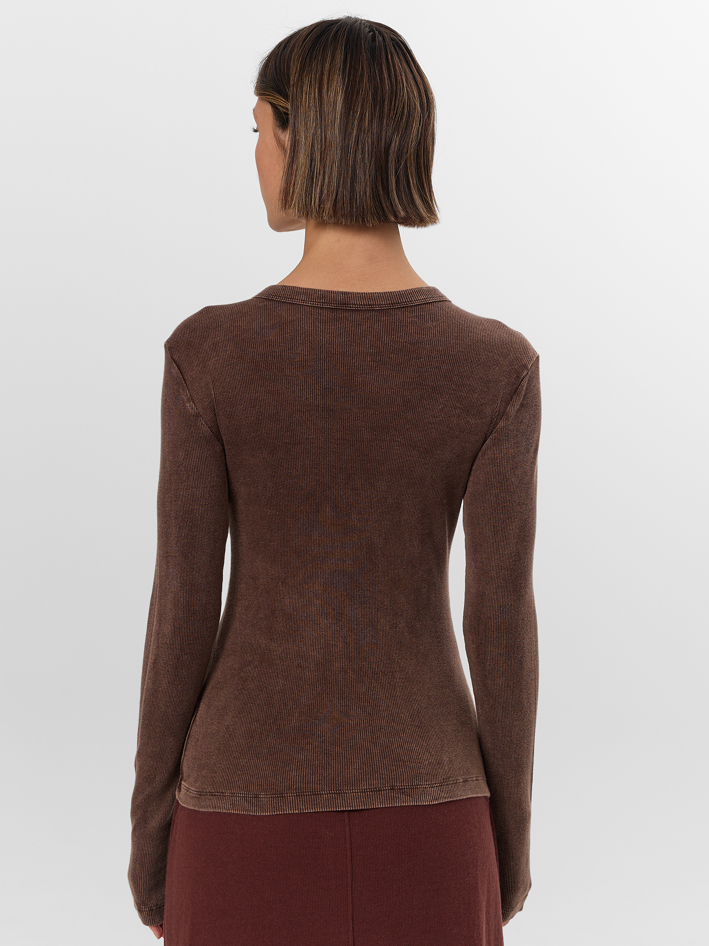 Лонгслив Mark Formelle (Марк Формэль) 122986/ACID WASH коричневый - фото 2