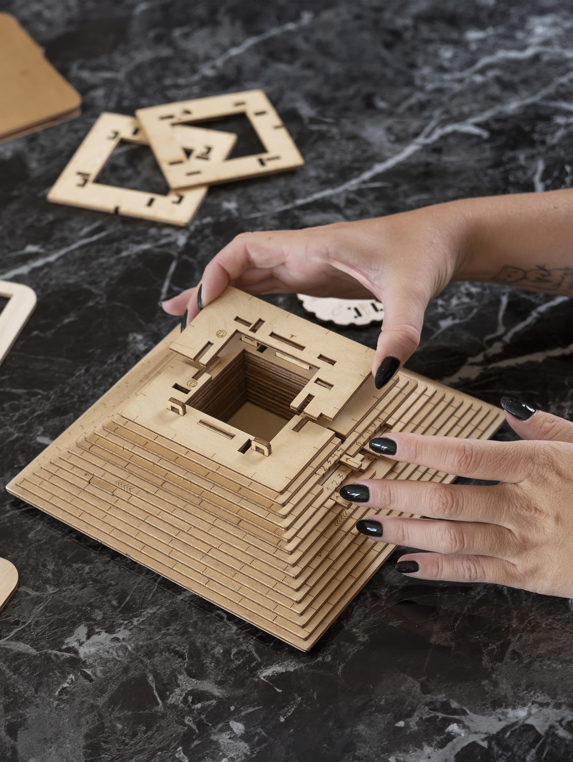 Настольная игра EscapeWelt Пирамида DIY - фото 7