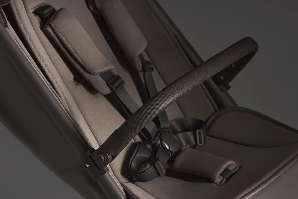 Коляска прогулочная Anex Air-Q бежевый - фото 6