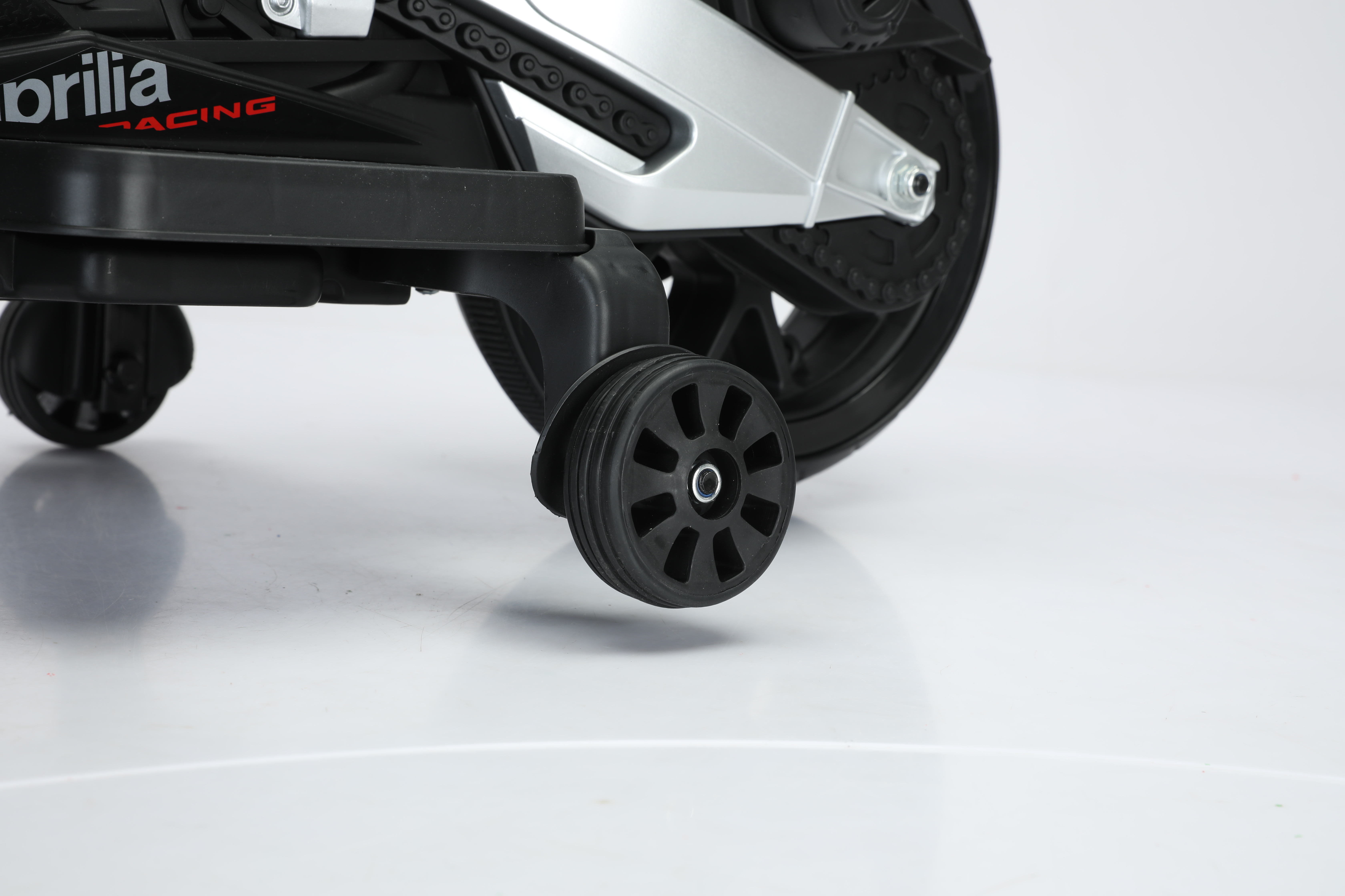 Электромотоцикл TOYLAND Moto Aprilia - фото 7