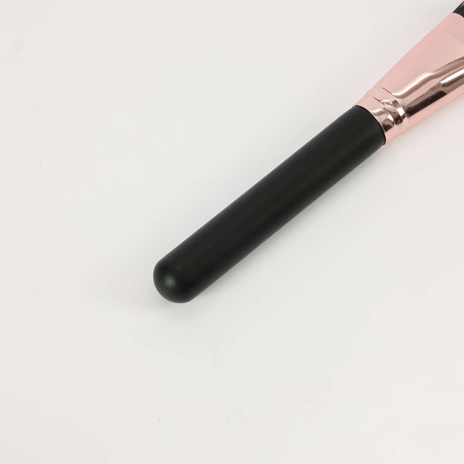 Кисть для макияжа ё для кремовых текстур Black Line - фото 4