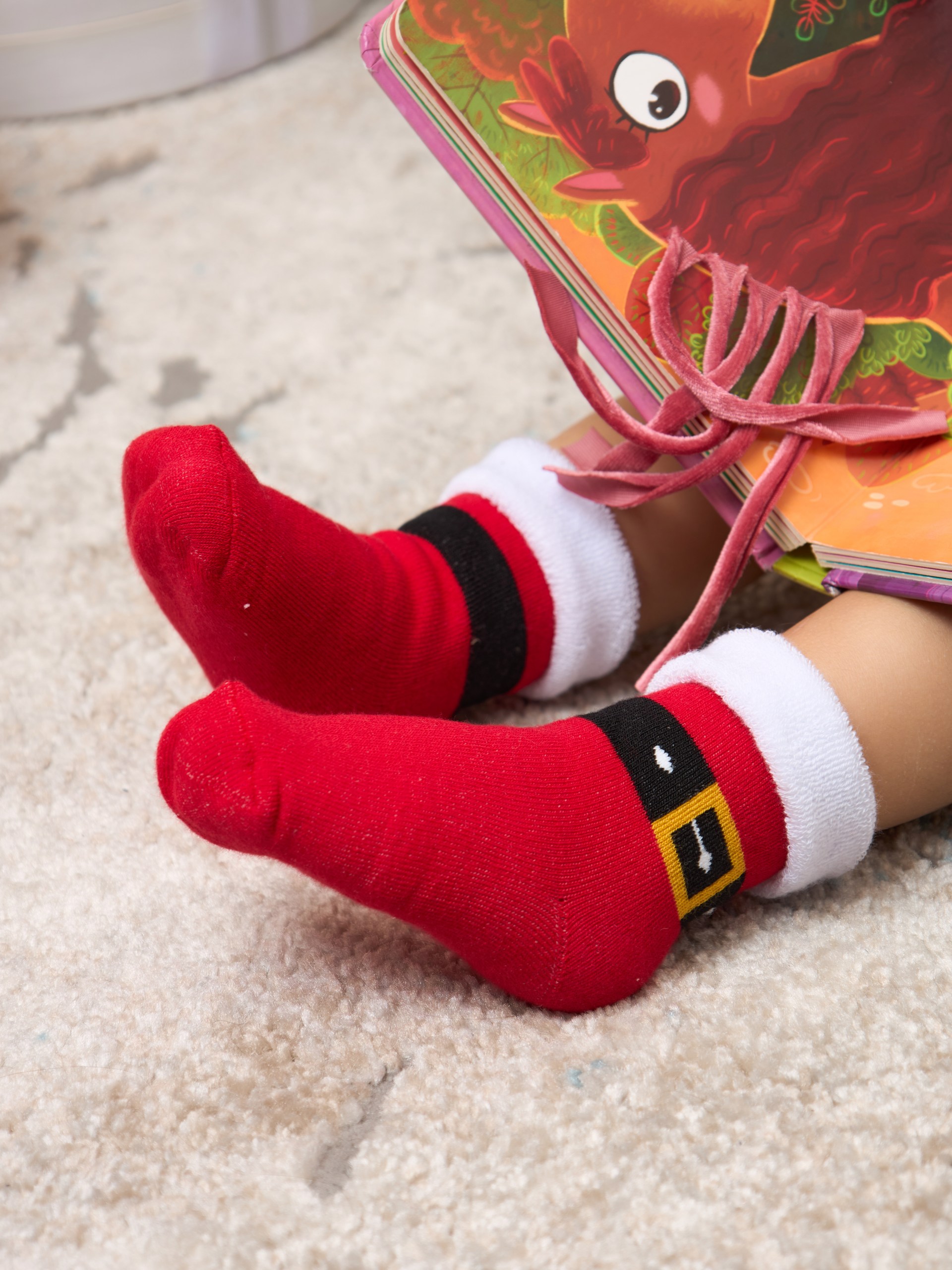 Изображение товара Детские новогодние носки из хлопка с махровым плетением и праздничным принтом