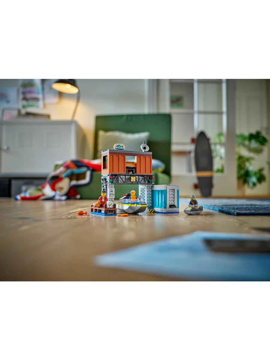 Конструктор LEGO City 311 дет. - фото 8