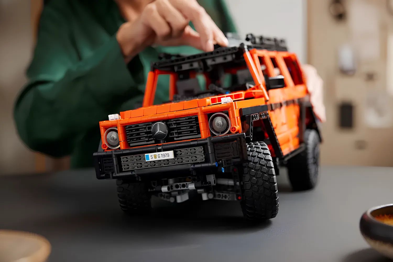 Конструктор LEGO Technic 42177 2891 дет. - фото 10