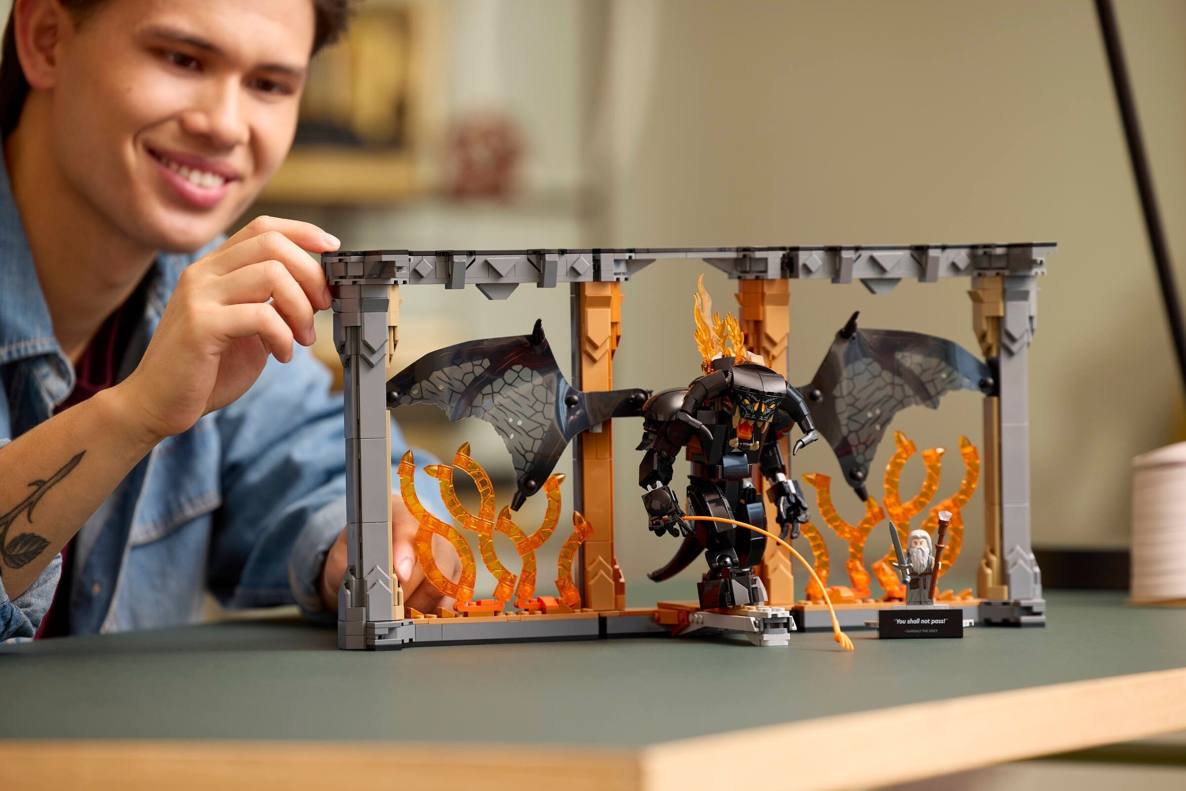 Конструктор LEGO Icons 10367 1201 дет. - фото 5