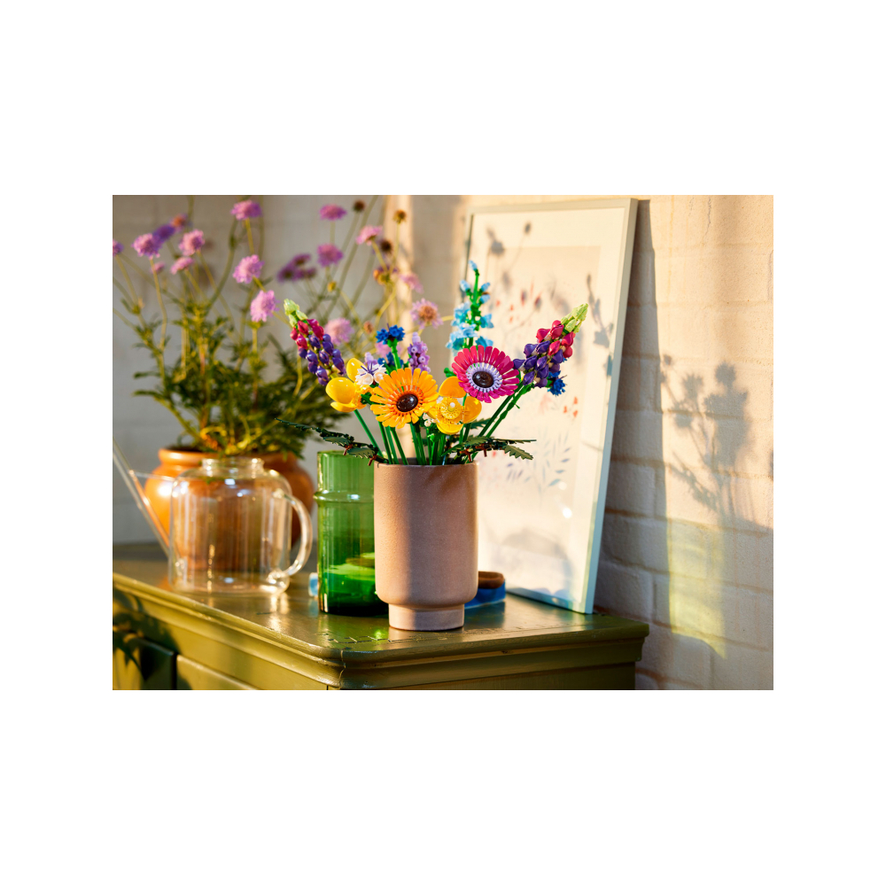 Конструктор LEGO Icons 2509 дет. - фото 4