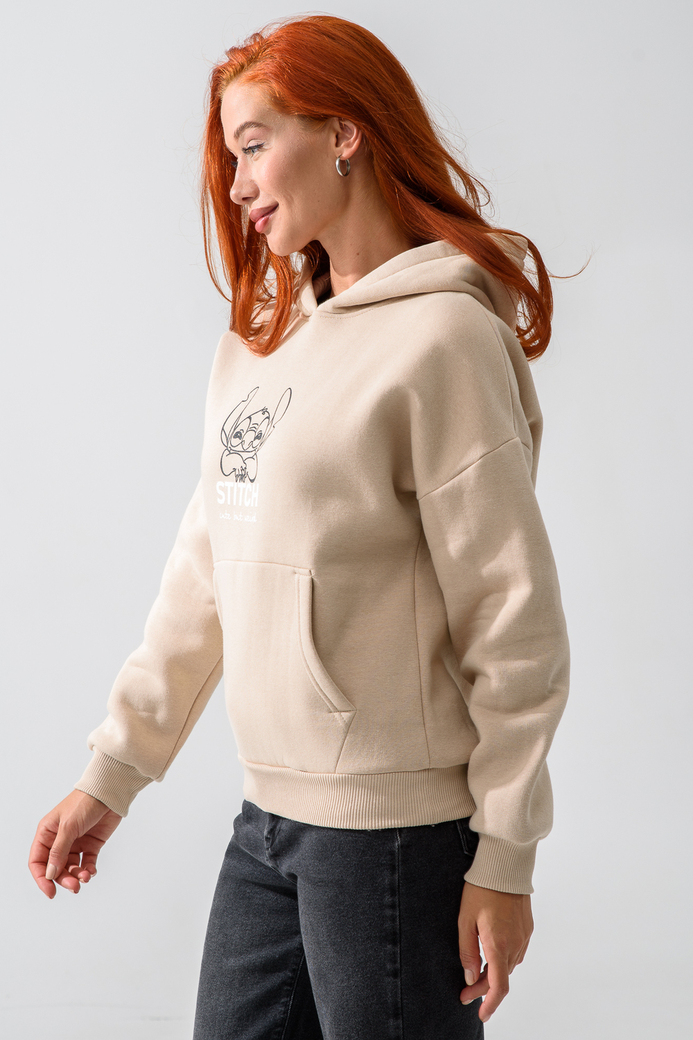 Худи Натали Суслова 8565 бежевый+лабубу - фото 7