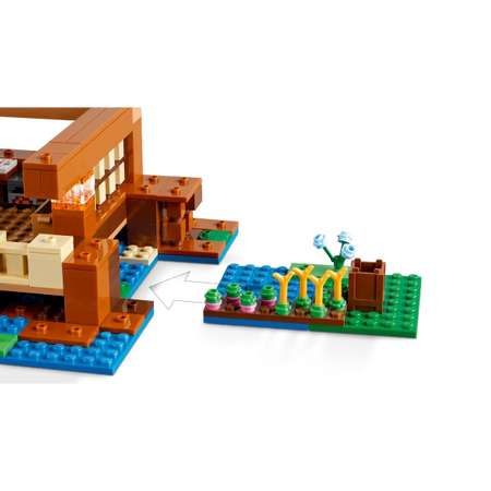 Конструктор LEGO Minecraft Лягушачий дом блочный