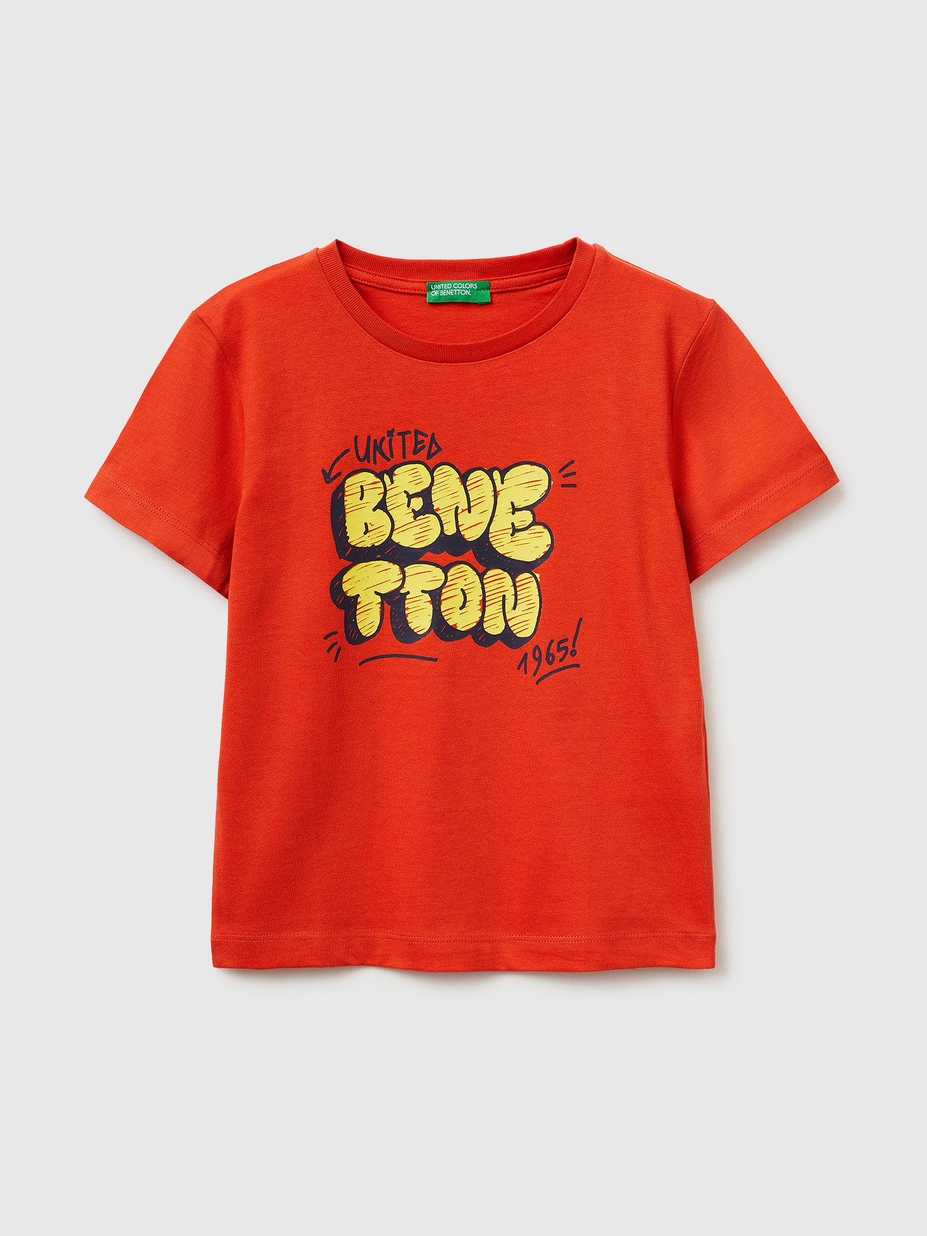 Изображение товара Футболка United Colors of Benetton 110 с логотипом, комфорт и стиль Изображение товара Футболка United Colors of Benetton 110 с логотипом, комфорт и стиль
