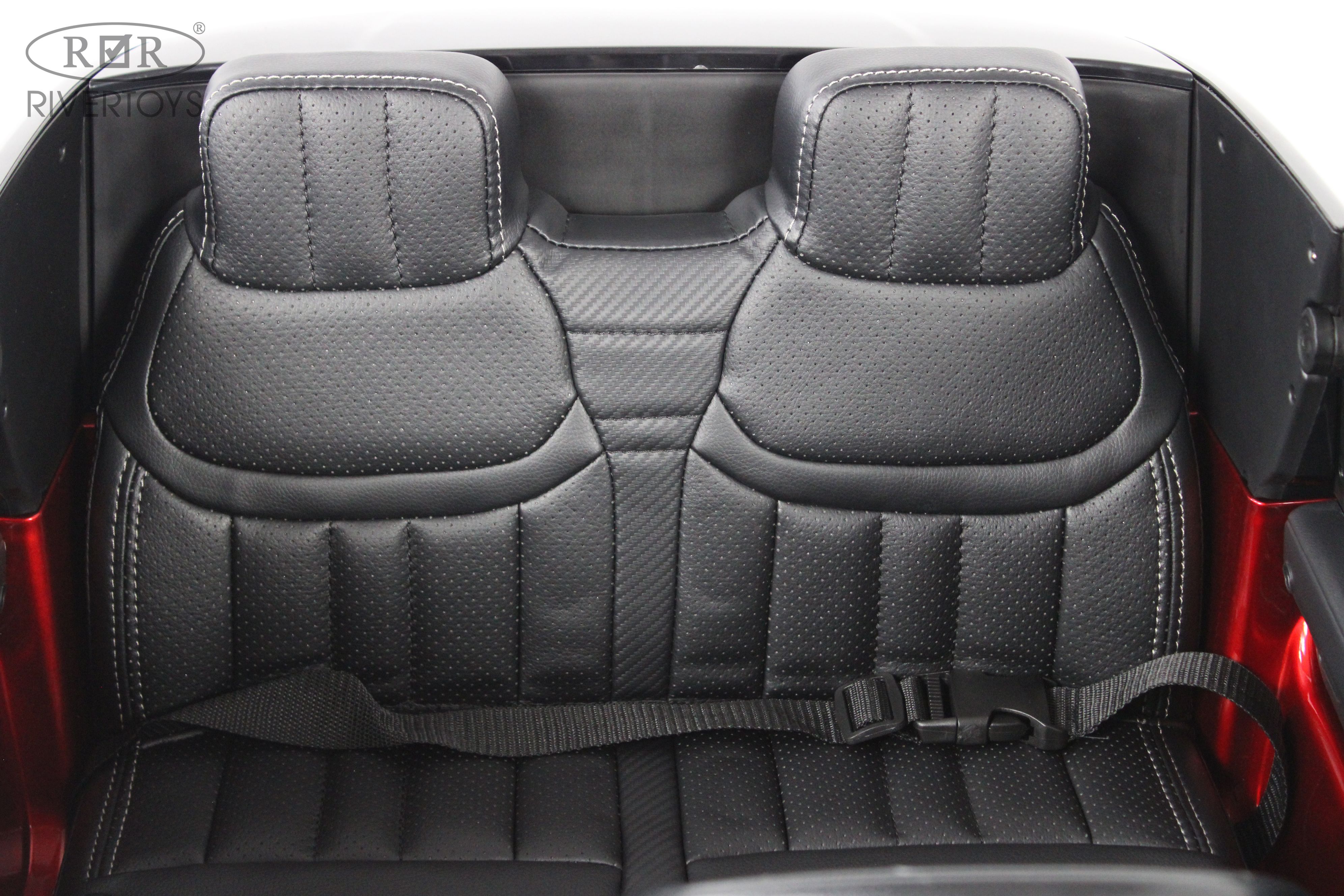 Электромобиль RIVERTOYS Y999YY-RED-GLANEC С пультом ДУ - фото 22