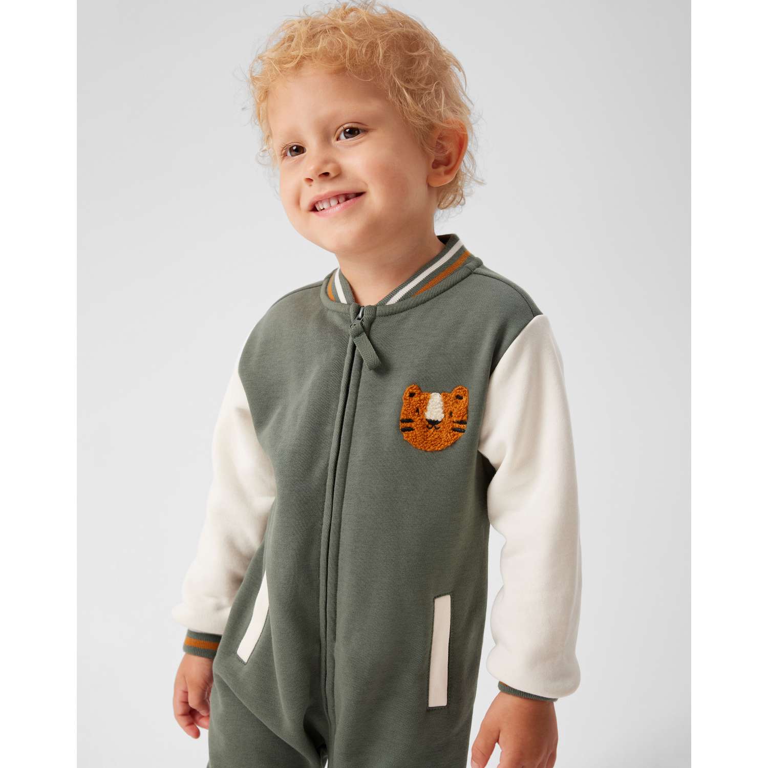 Утеплённый комбинезон BabyGо W25-324BGib-24 - фото 7