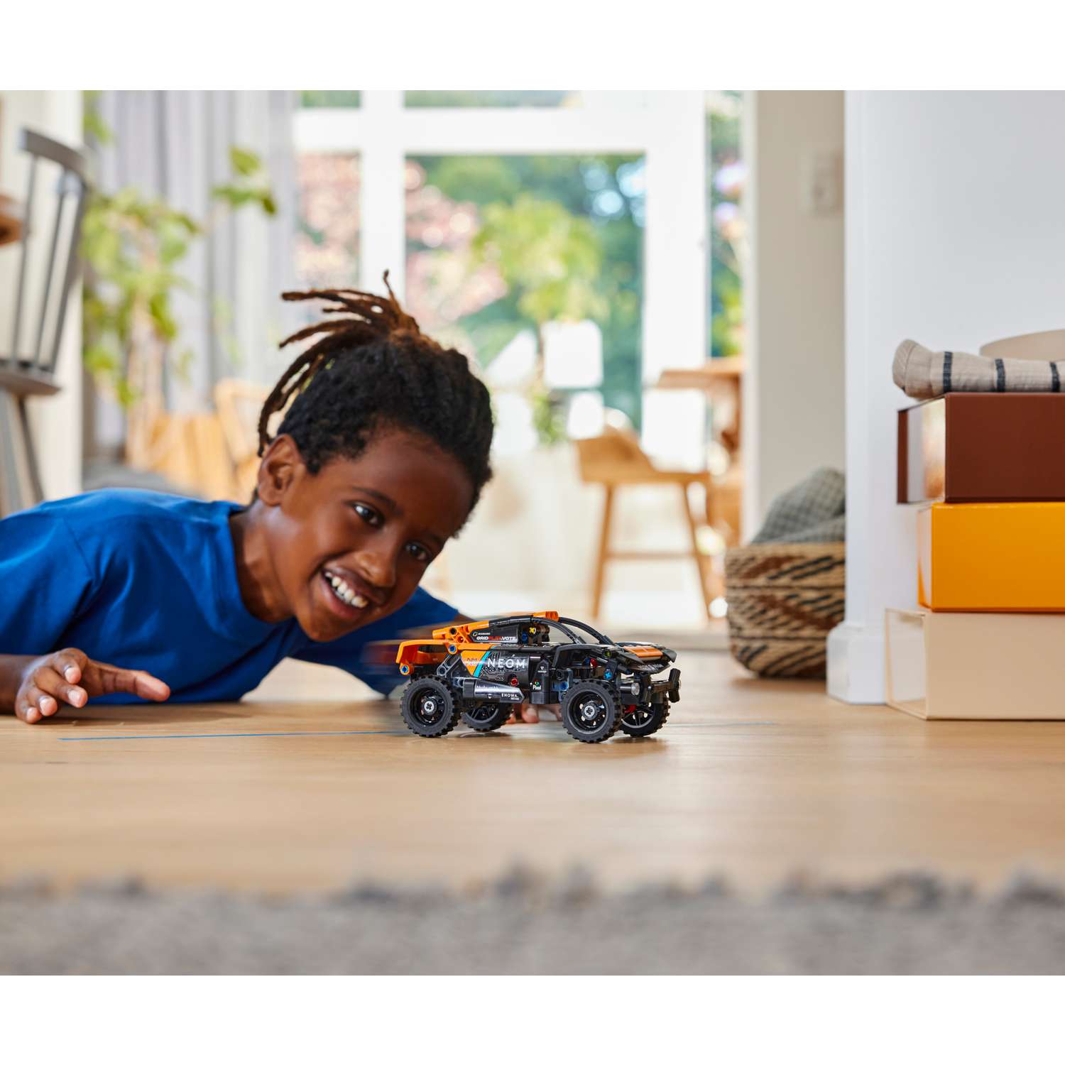Конструктор LEGO Technic NEOM McLaren Extreme 252 дет. - фото 5