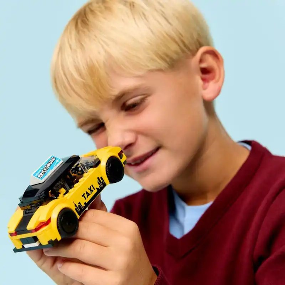 Конструктор LEGO City Желтое такси 122 дет. - фото 5