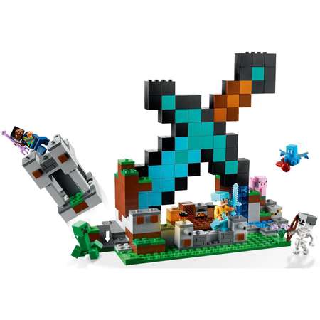 Конструктор LEGO Minecraft The Sword Outpost блочный