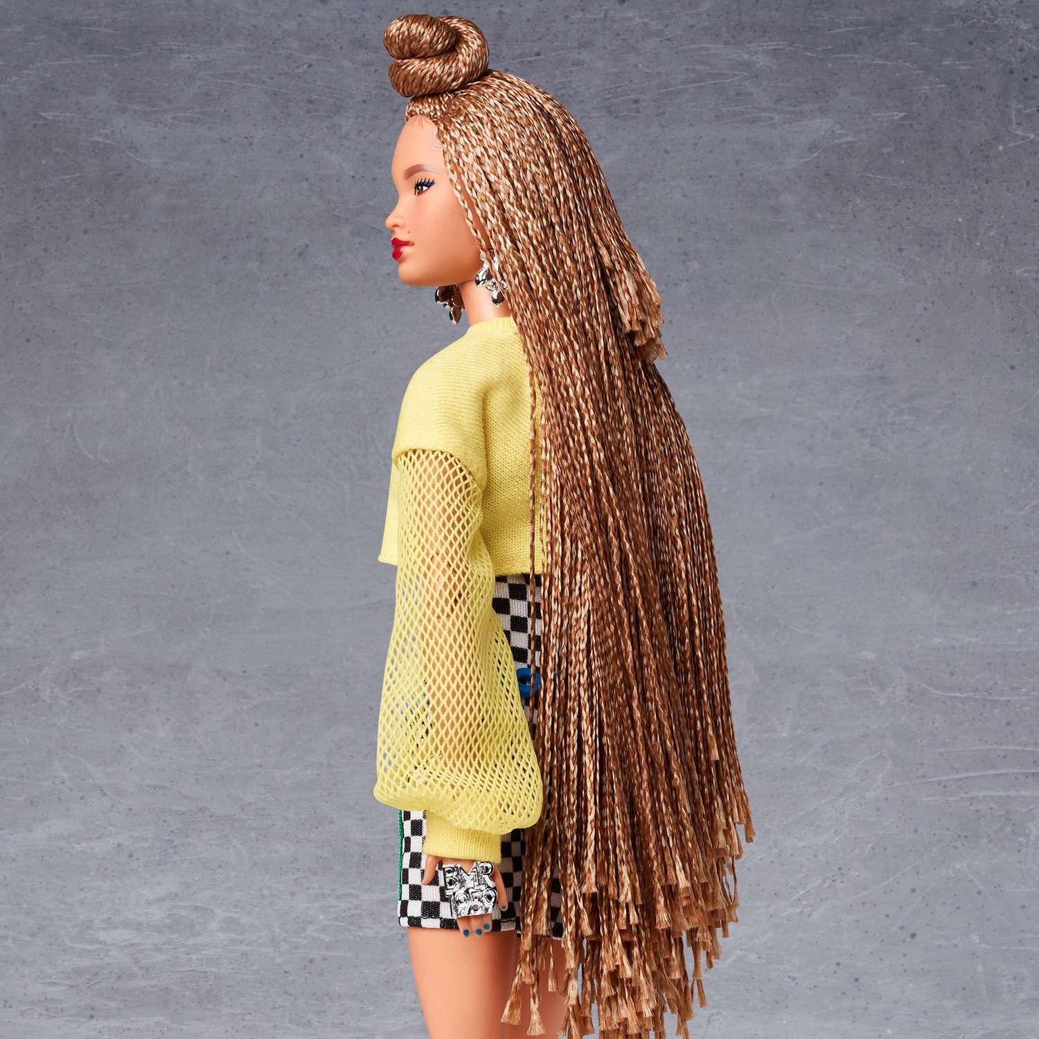 Кукла модельная Barbie GHT91 - фото 14