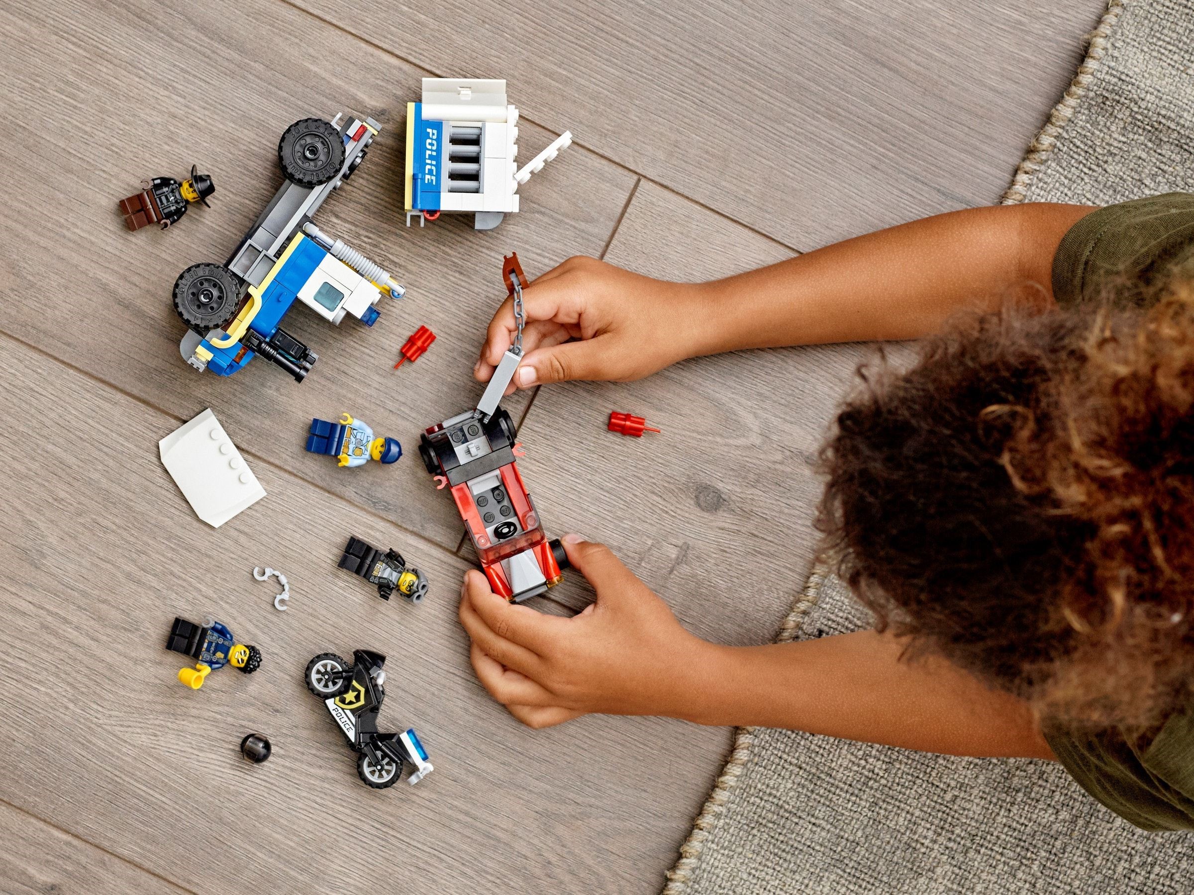 Конструктор LEGO City 60276 244 дет. - фото 7