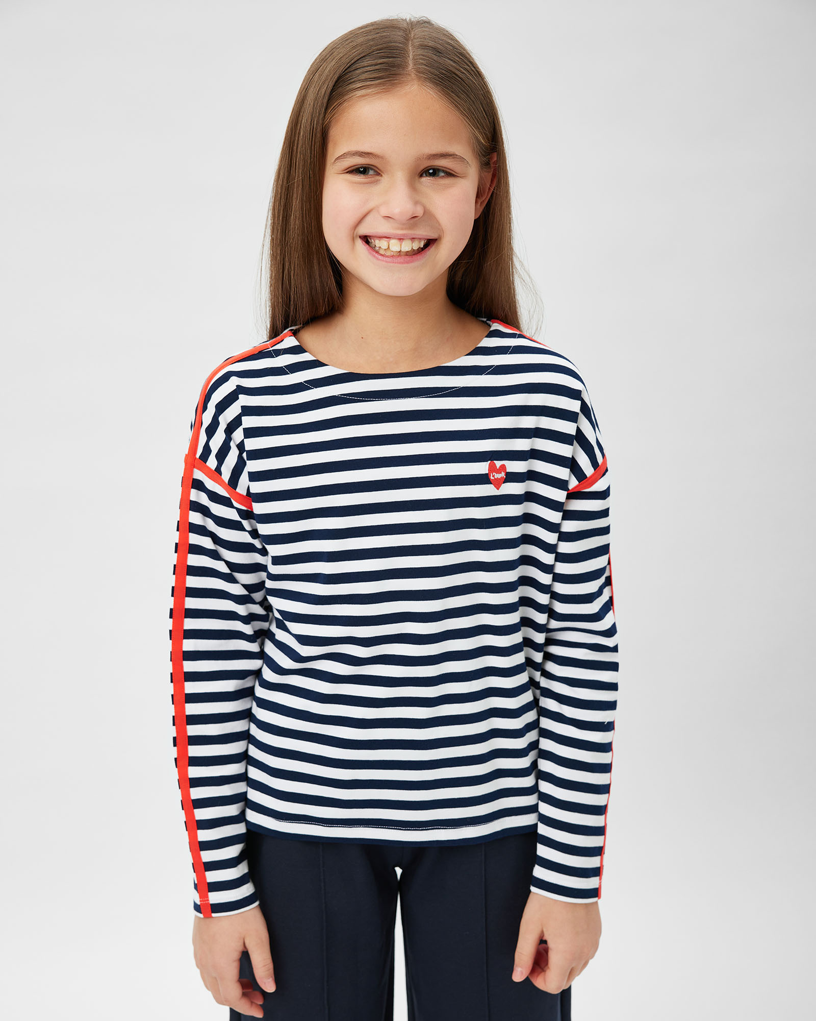 Изображение товара Лонгслив Futurino Fashion 146 Полосатый с лампасами и вышивкой