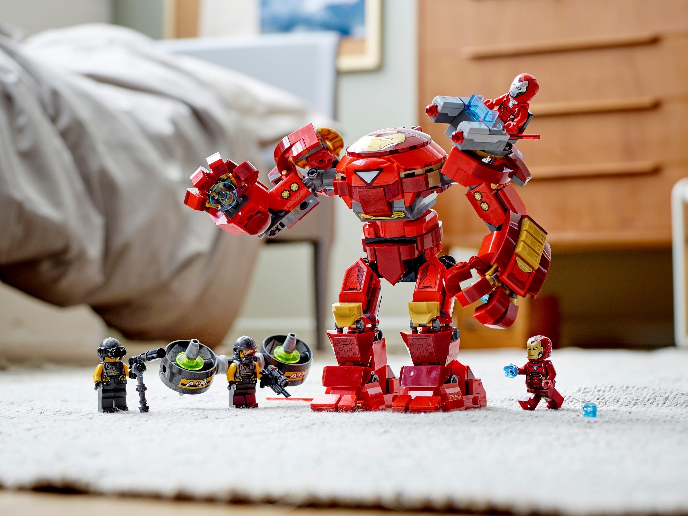 Конструктор LEGO Marvel Super Heroes 76164 456 дет. - фото 2