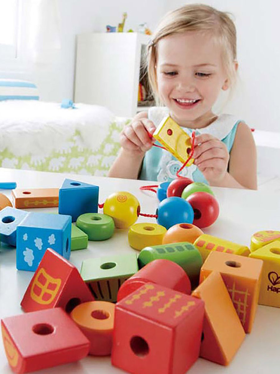 Игрушка Hape шнуровка Бусы шнуровка - фото 11