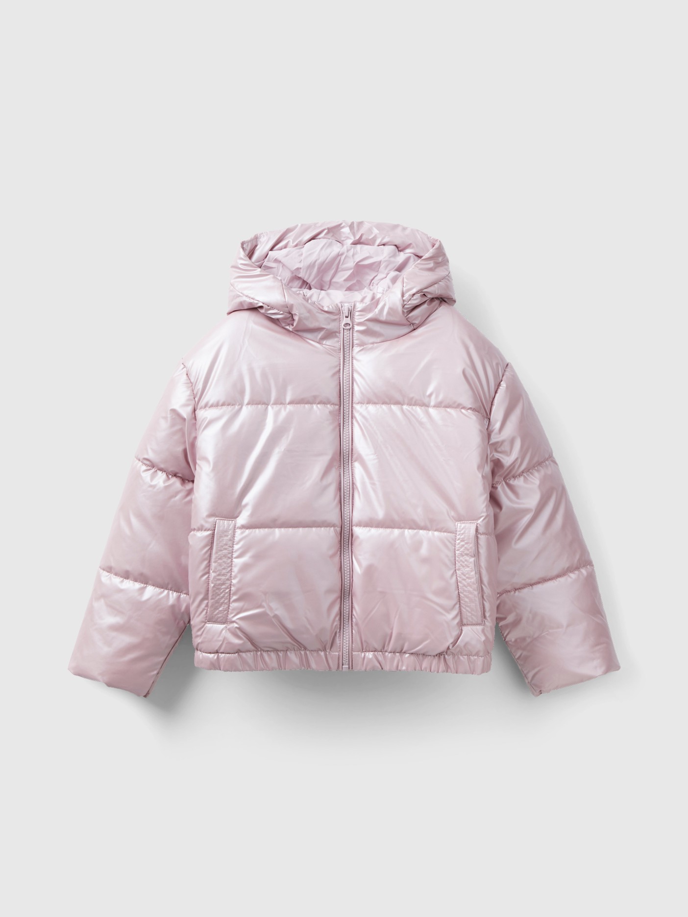Изображение товара Куртка United Colors of Benetton 122 для холодной погоды стильная и качественная Изображение товара Куртка United Colors of Benetton 122 для холодной погоды стильная и качественная