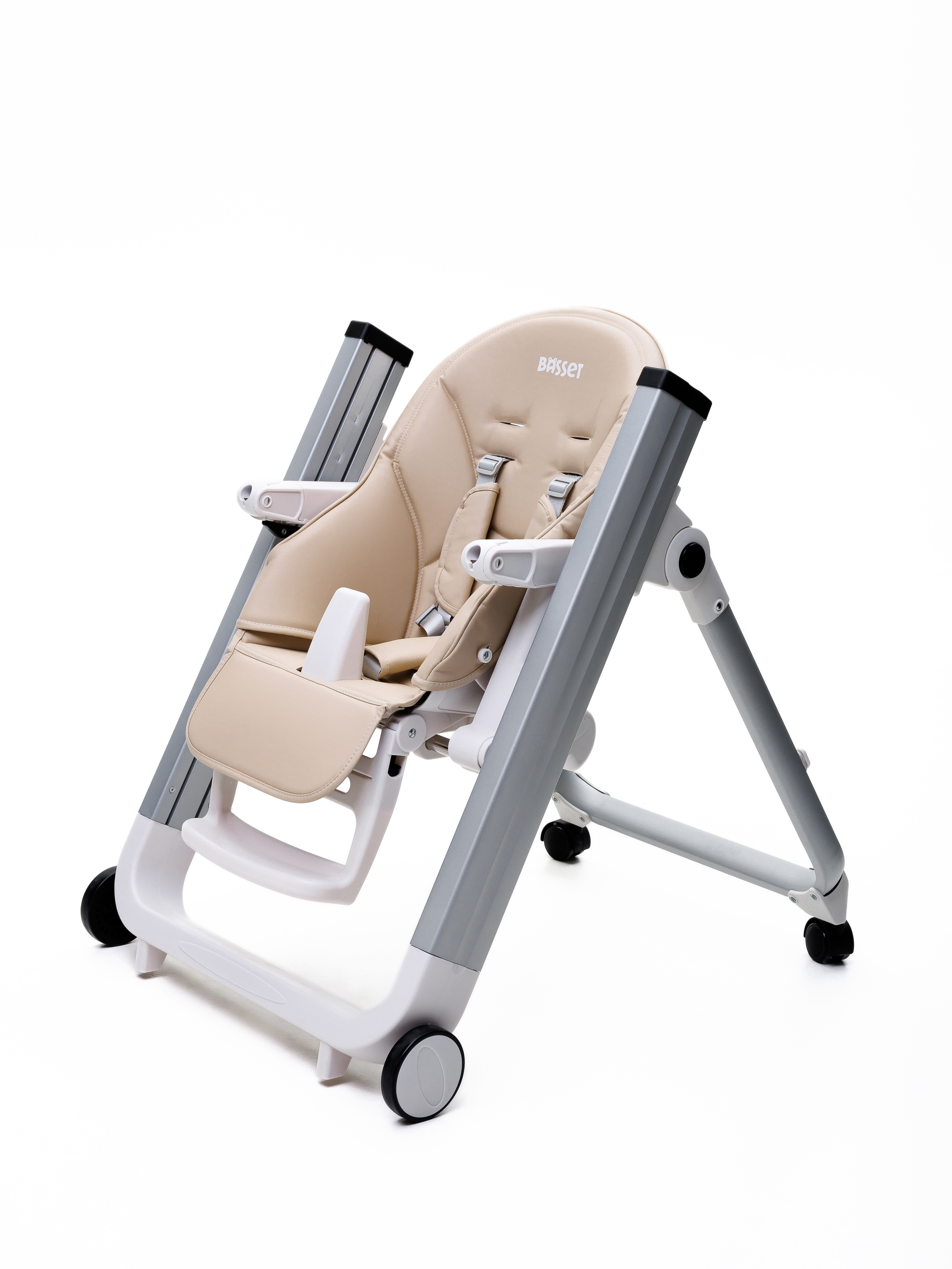 Стульчик для кормления BASSET B2 бежевый - фото 30