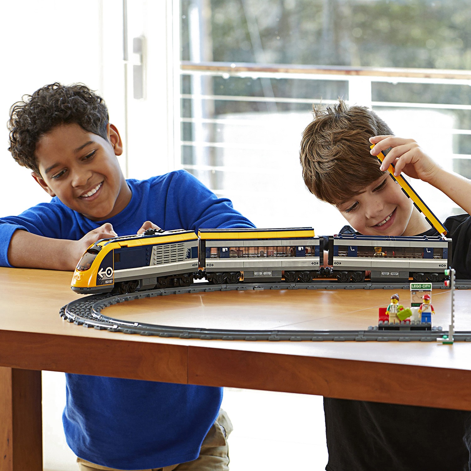 Конструктор LEGO City Trains Пассажирский поезд блочный - фото 9