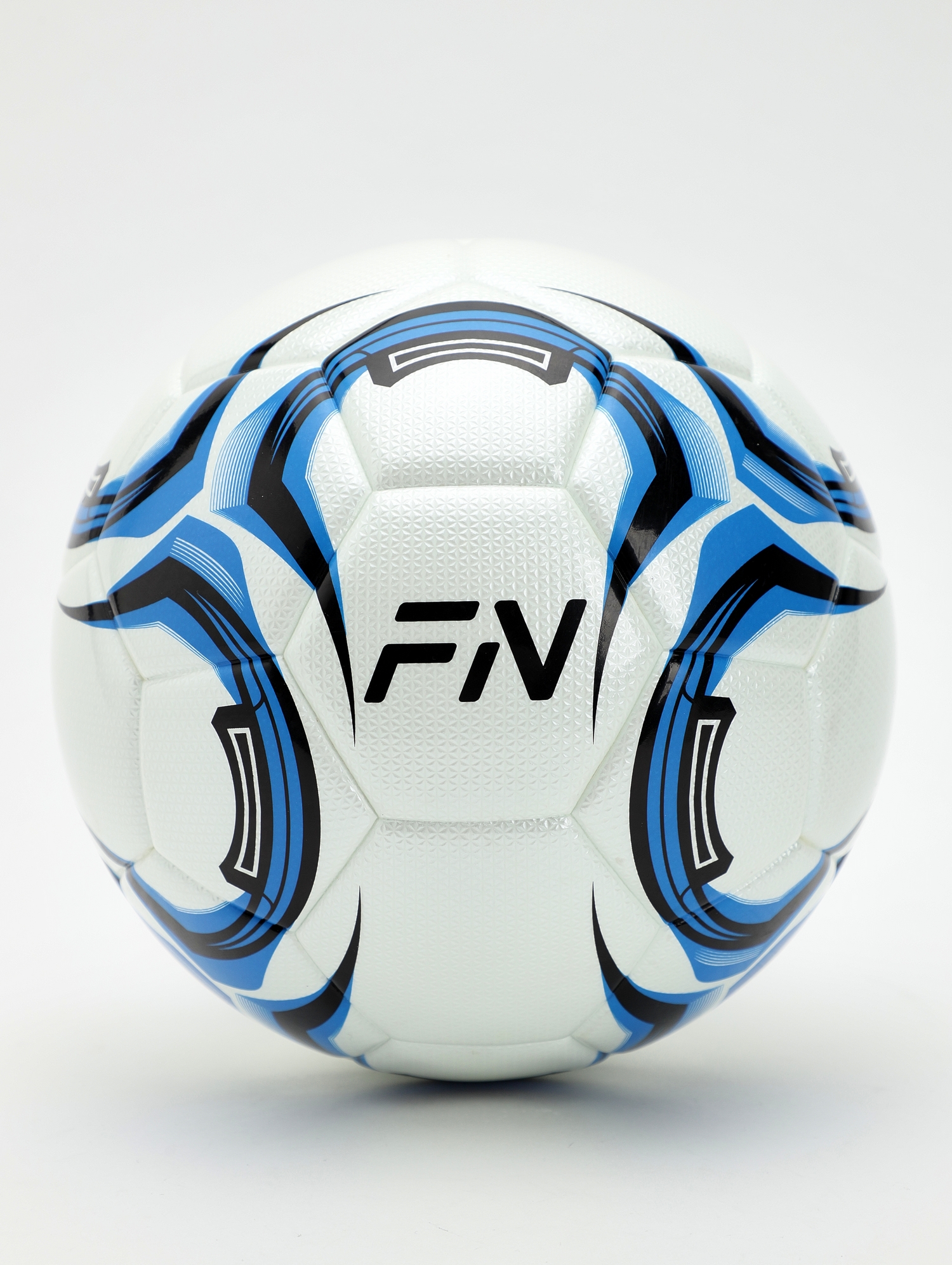 Спортивный мяч FN Soccer Ball футбольный 22.29 см - фото 1