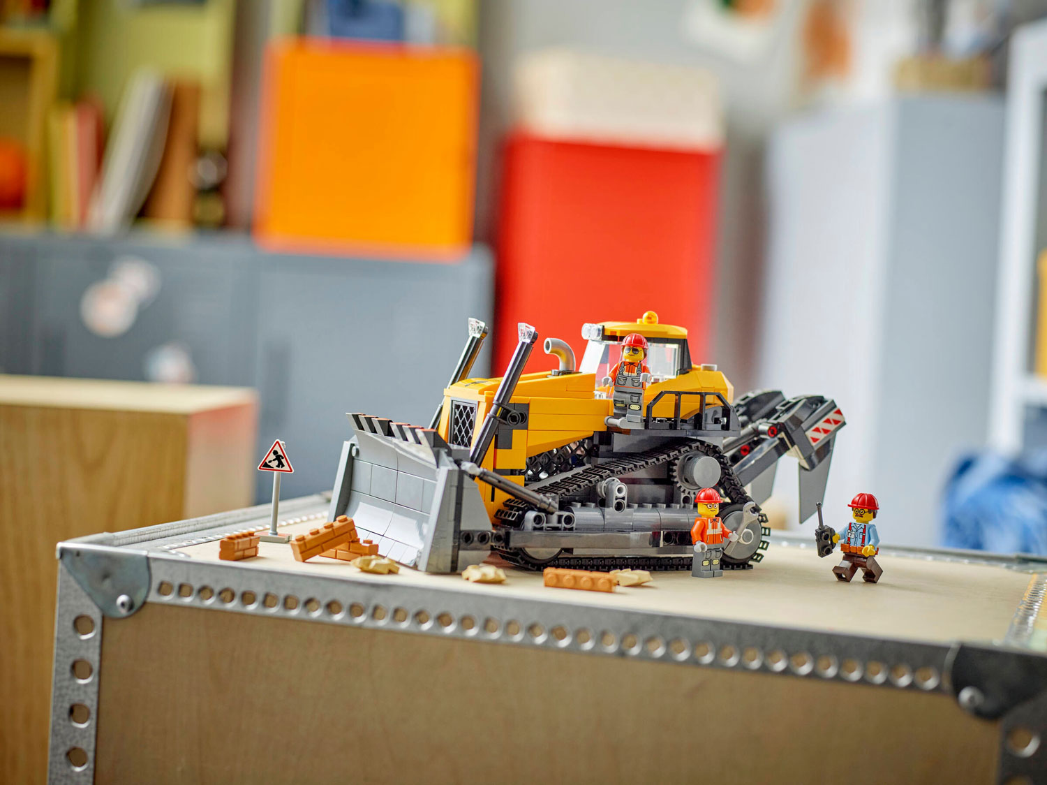 Конструктор LEGO City Желтый бульдозер 682 дет. - фото 8