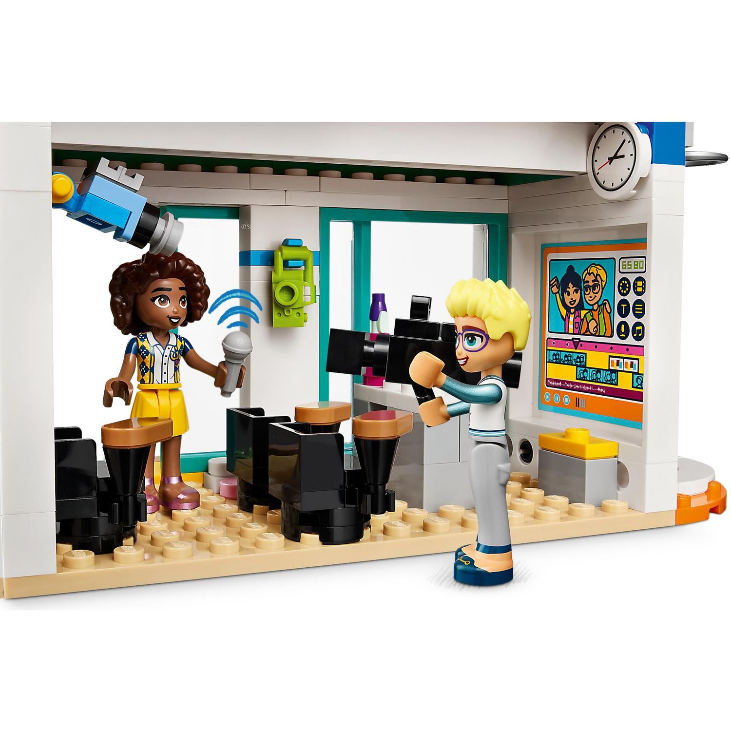 Конструктор LEGO Friends Международная школа Хартлейк блочный - фото 7