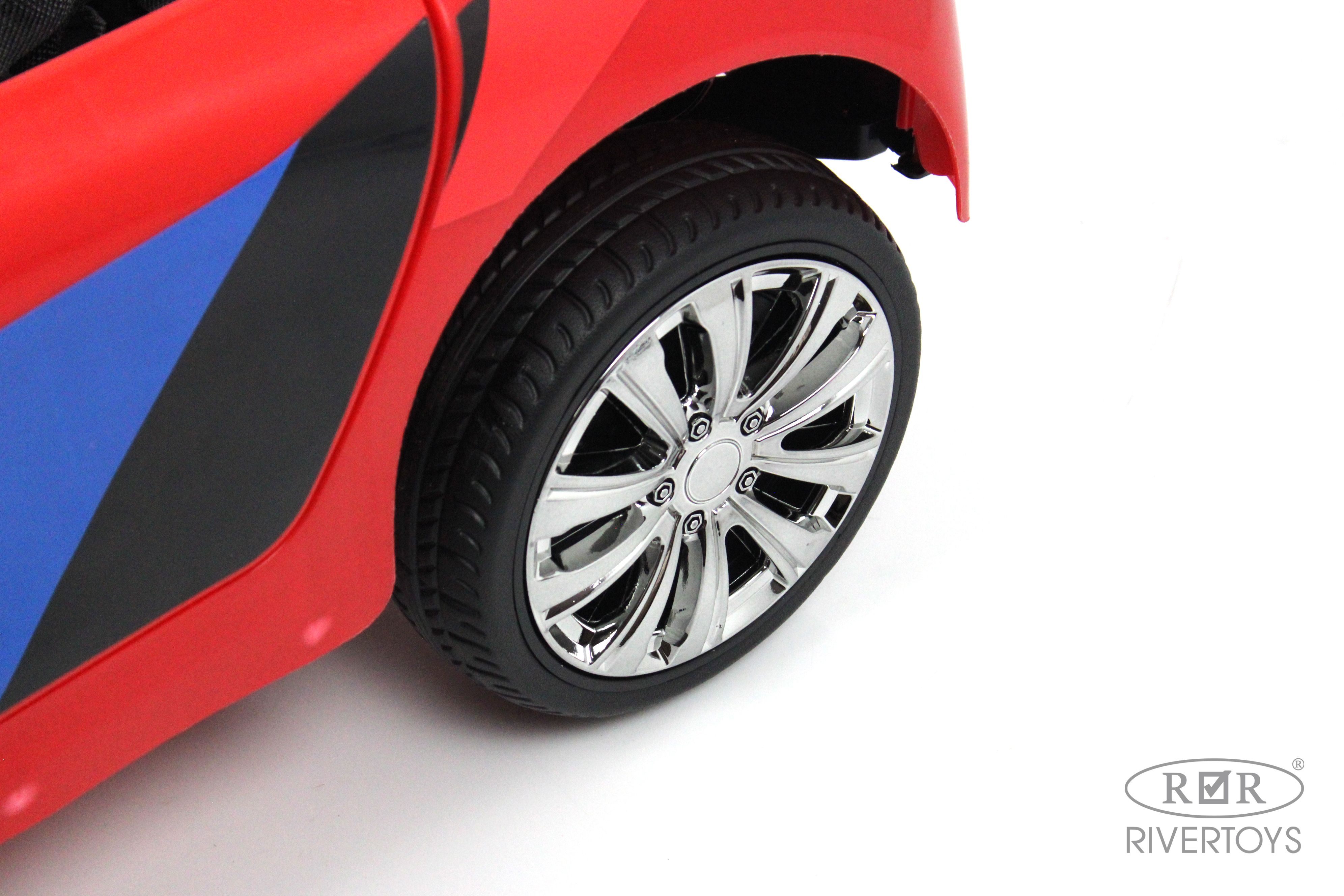 Электромобиль RIVERTOYS F444FF-RED С пультом ДУ - фото 10
