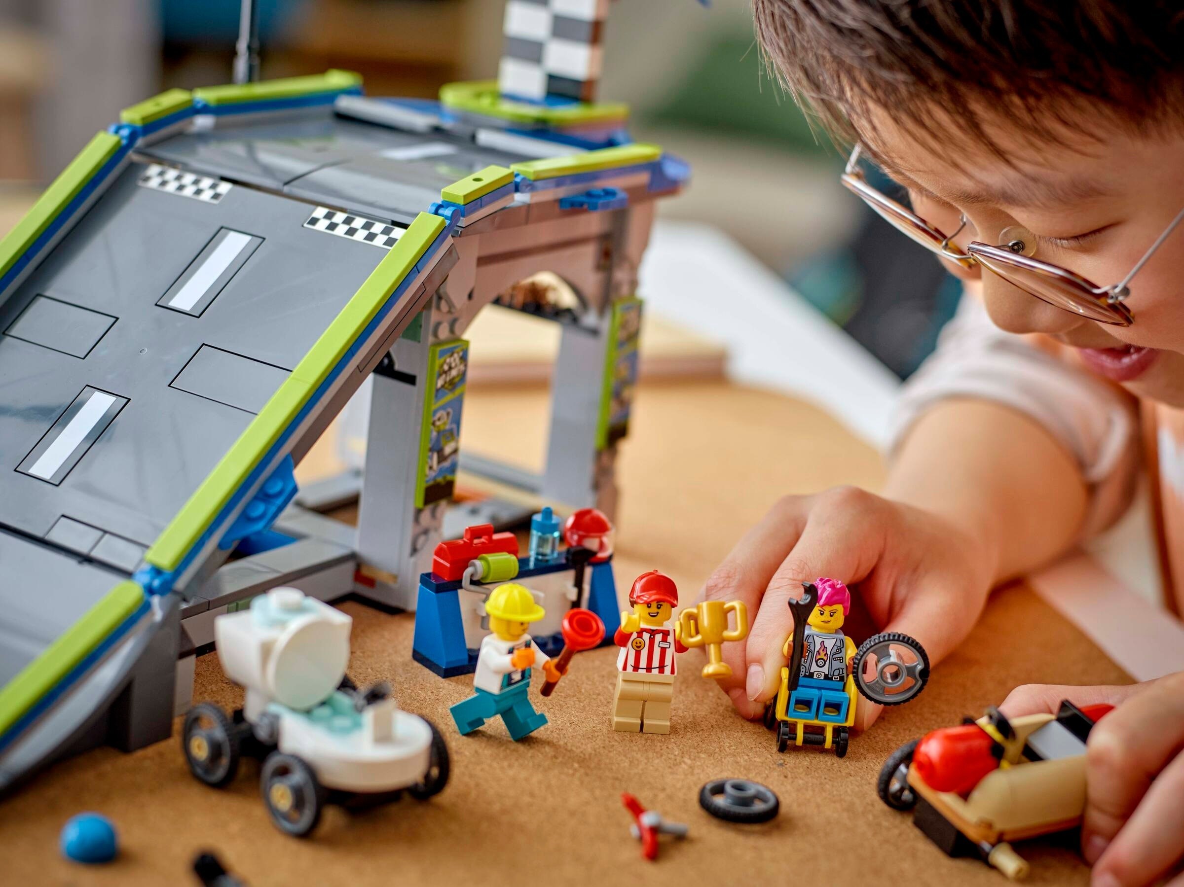 Конструктор LEGO City 60460 436 дет. - фото 3