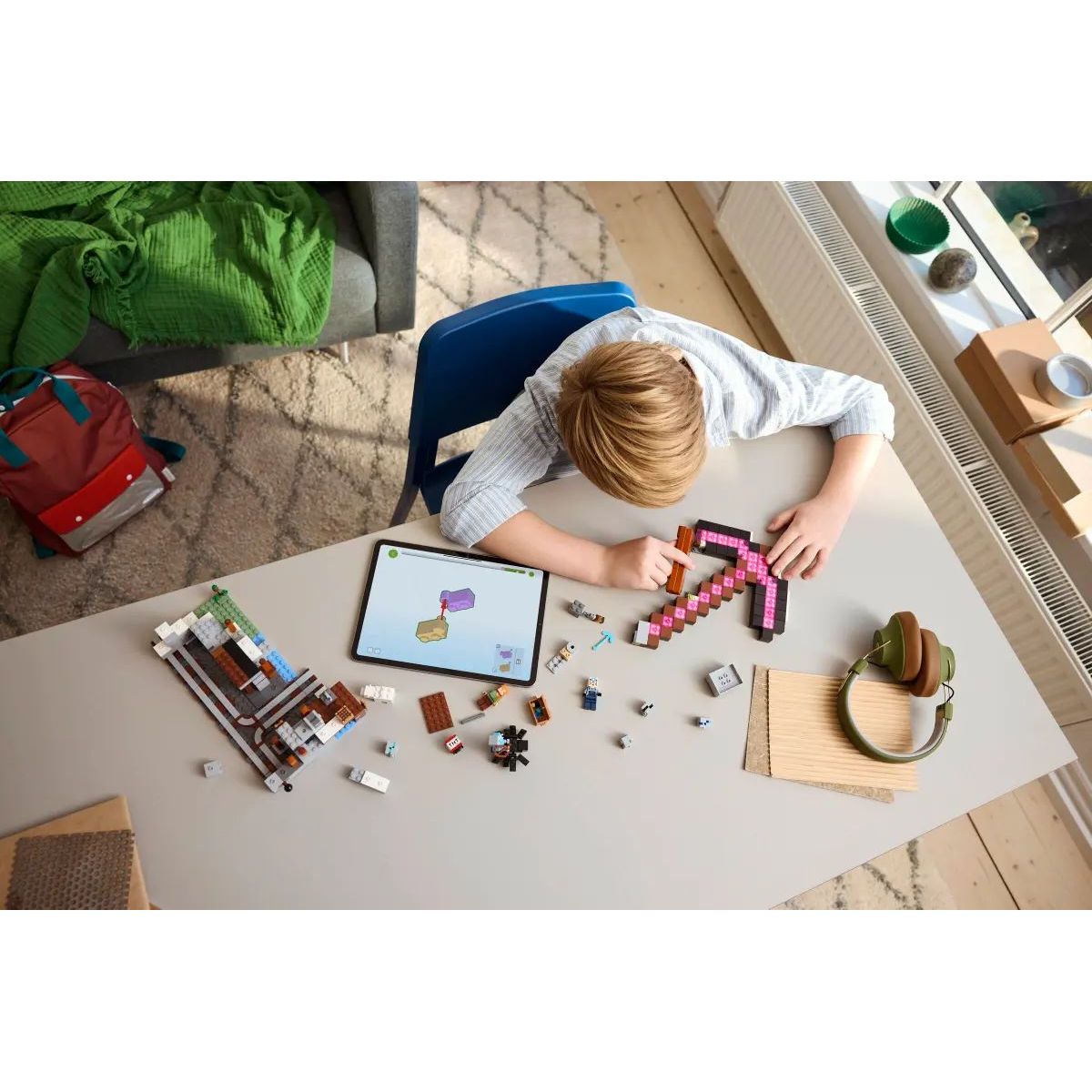 Конструктор LEGO Minecraft Шахта кирки 530 дет. - фото 10